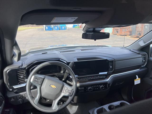 2026 Chevrolet Silverado 1500 4WD Crew Cab Short Bed LT with 2FL