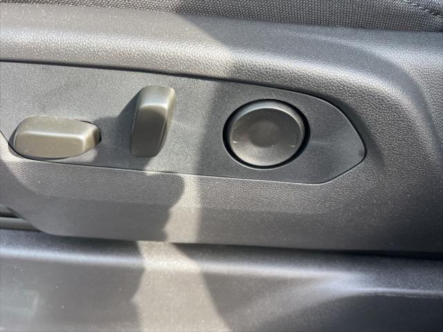 2026 Chevrolet Silverado 1500 4WD Crew Cab Short Bed LT with 2FL
