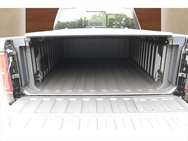 2026 Ram 1500 Limited Crew Cab 4x4 5'7" Box