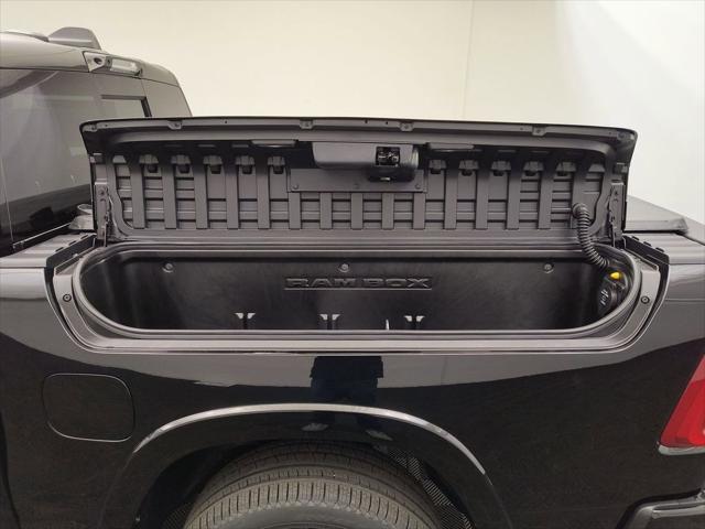 2026 Ram 1500 Limited Crew Cab 4x4 5'7" Box
