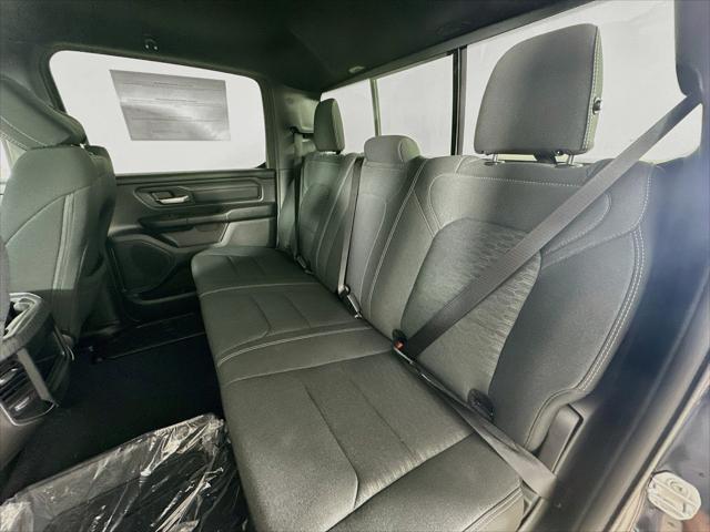2026 Ram 1500 Express Crew Cab 4x4 57 Box