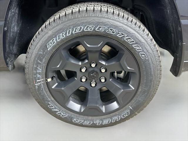 2026 Ram 1500 Express Crew Cab 4x4 57 Box