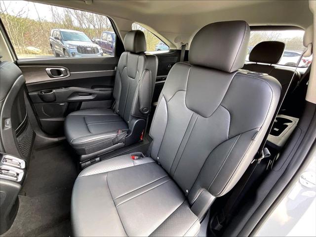2026 Kia Sorento X-Line EX