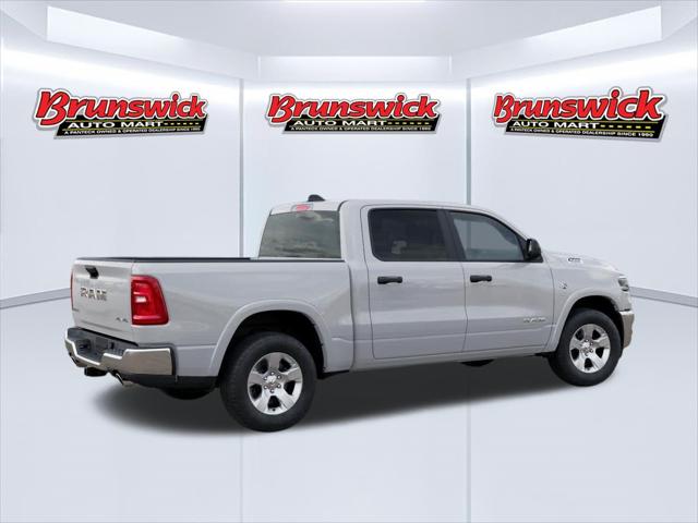 2026 Ram 1500 Big Horn Crew Cab 4x4 57 Box