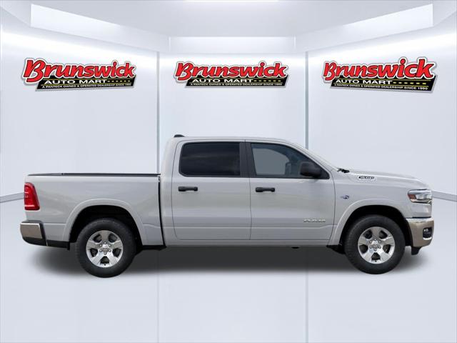 2026 Ram 1500 Big Horn Crew Cab 4x4 57 Box