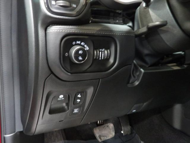 2026 Ram 1500 Limited Crew Cab 4x4 5'7" Box