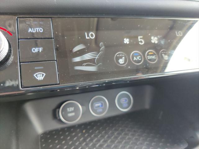2024 Genesis G70 2.5T RWD