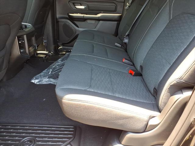 2026 Ram 1500 Express Crew Cab 4x4 5'7" Box