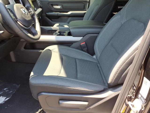 2026 Ram 1500 Express Crew Cab 4x4 5'7" Box