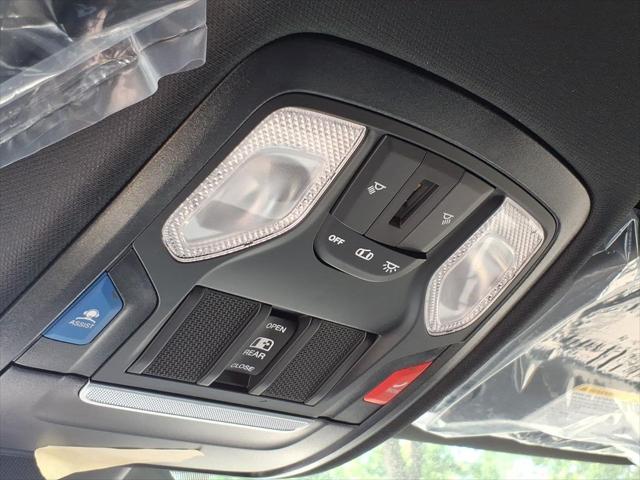 2026 Ram 1500 Express Crew Cab 4x4 5'7" Box