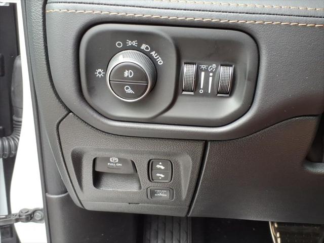 2026 Ram 1500 Tungsten Crew Cab 4x4 5'7" Box