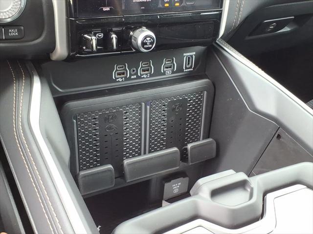 2026 Ram 1500 Tungsten Crew Cab 4x4 5'7" Box