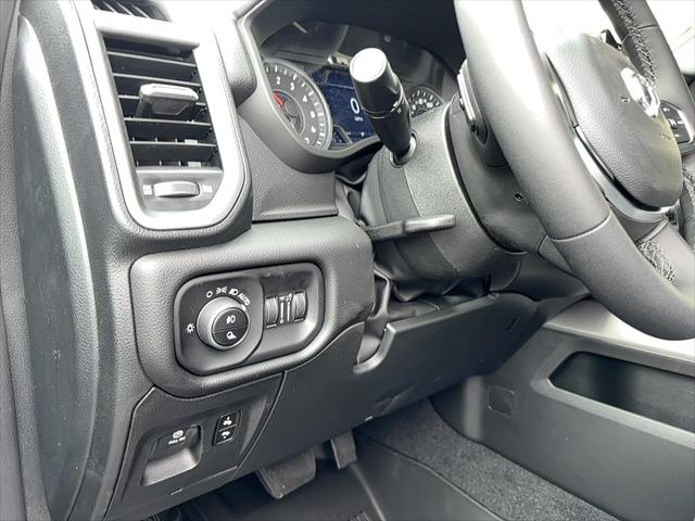 2026 Ram 1500 Big Horn Crew Cab 4x4 5'7" Box