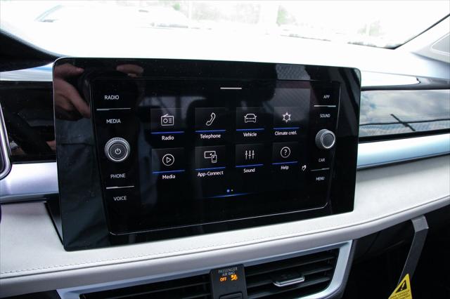 2026 Volkswagen Taos SE