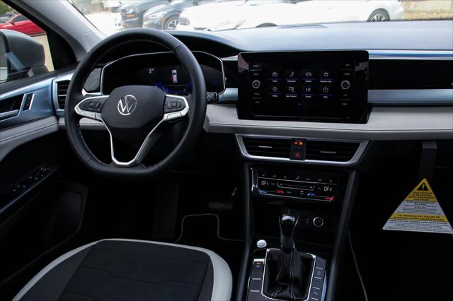 2026 Volkswagen Taos SE