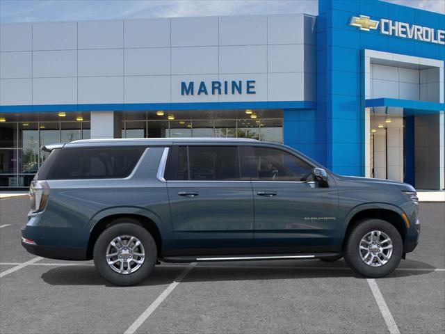 2026 Chevrolet Suburban LT, 4WD