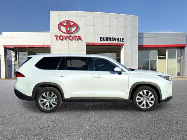 Used 2024 Toyota Grand Highlander Limited with VIN 5TDAAAB56RS038889 for sale in Burnsville, Minnesota