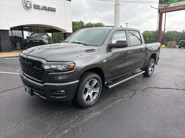 2026 RAM Ram 1500 RAM 1500 EXPRESS CREW CAB 4X2 57 BOX