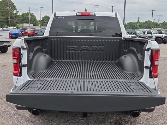 2026 Ram 1500 Big Horn Crew Cab 4x4 5'7" Box