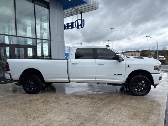 2024 Ram 3500 Laramie Crew Cab 4x4 8' Box