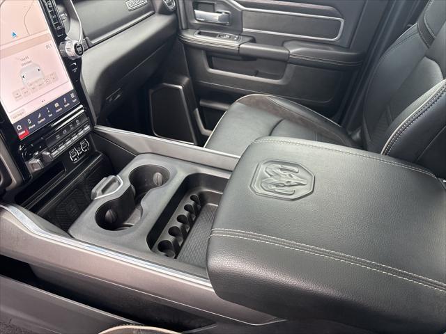 2024 Ram 3500 Laramie Crew Cab 4x4 8' Box