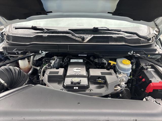2024 Ram 3500 Laramie Crew Cab 4x4 8' Box