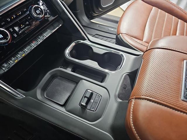2025 GMC Sierra 2500HD 4WD Crew Cab Standard Bed Denali Ultimate