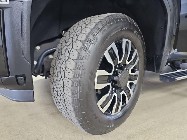 2025 GMC Sierra 2500HD 4WD Crew Cab Standard Bed Denali Ultimate