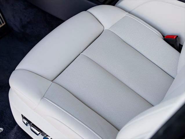 2026 Rolls-Royce Phantom Unknown