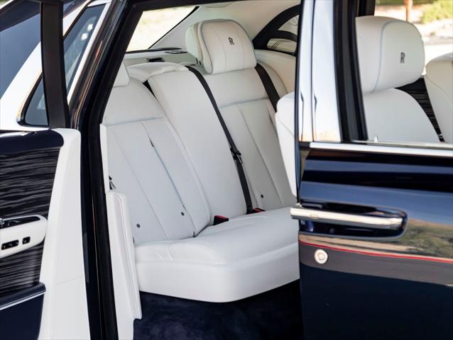 2026 Rolls-Royce Phantom Unknown