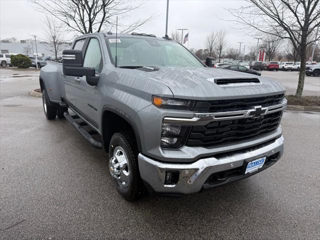 2026 Chevrolet Silverado 3500HD Crew Cab, Long Bed, LT Dual Rear Wheel, RWD