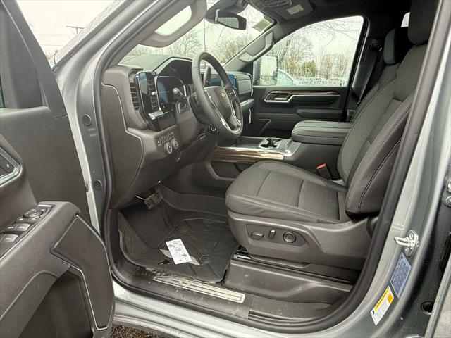 2026 Chevrolet Silverado 3500HD Crew Cab, Long Bed, LT Dual Rear Wheel, RWD