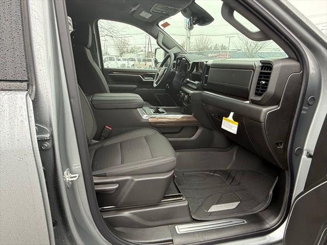 2026 Chevrolet Silverado 3500HD Crew Cab, Long Bed, LT Dual Rear Wheel, RWD