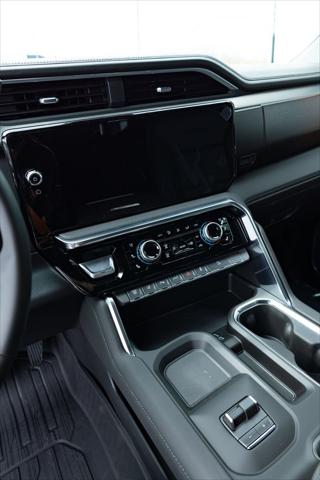2026 GMC Sierra 2500HD Crew Cab, Standard Bed, Denali, 4WD