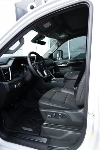 2026 GMC Sierra 2500HD Crew Cab, Standard Bed, Denali, 4WD