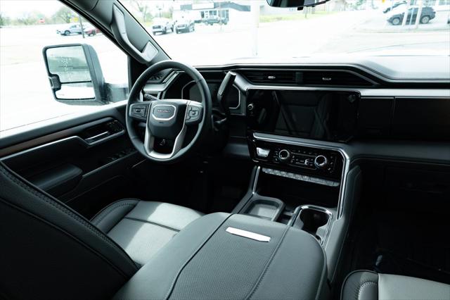 2026 GMC Sierra 2500HD Crew Cab, Standard Bed, Denali, 4WD