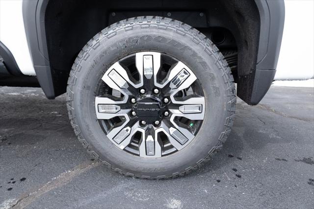 2026 GMC Sierra 2500HD Crew Cab, Standard Bed, Denali, 4WD