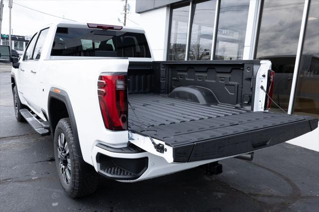 2026 GMC Sierra 2500HD Crew Cab, Standard Bed, Denali, 4WD