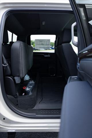 2026 GMC Sierra 2500HD Crew Cab, Standard Bed, SLE, 4WD