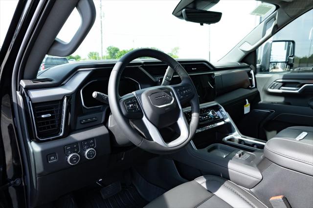 2026 GMC Sierra 2500HD Crew Cab, Standard Bed, Denali, 4WD