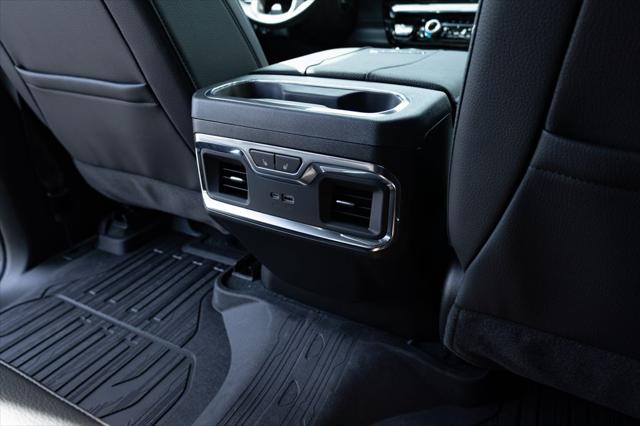 2026 GMC Sierra 2500HD Crew Cab, Standard Bed, Denali, 4WD