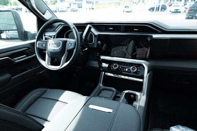 2026 GMC Sierra 2500HD Crew Cab, Standard Bed, Denali, 4WD