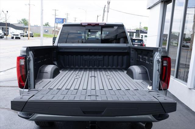2026 GMC Sierra 2500HD Crew Cab, Standard Bed, Denali, 4WD