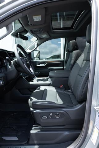 2026 GMC Sierra 2500HD Crew Cab, Standard Bed, Denali, 4WD