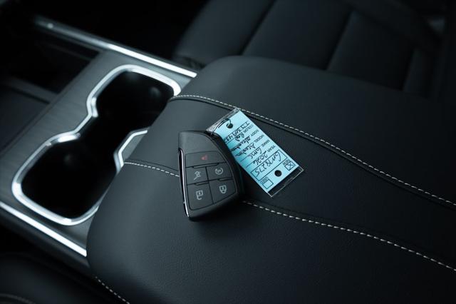 2026 GMC Acadia Elevation FWD