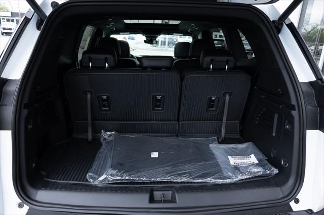 2026 GMC Acadia Elevation FWD