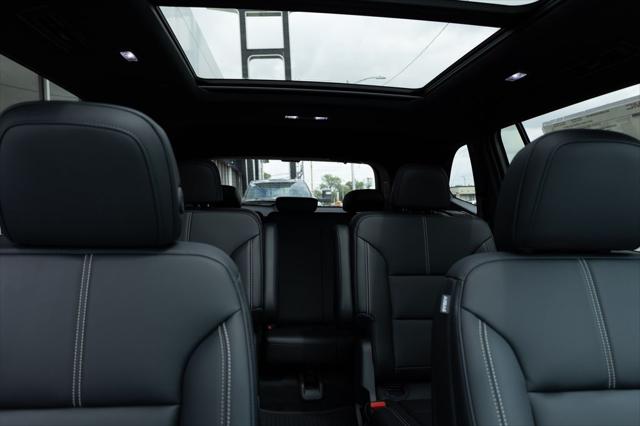 2026 GMC Acadia Elevation FWD