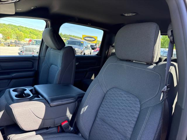 2026 Ram 1500 Express Crew Cab 4x4 5'7" Box