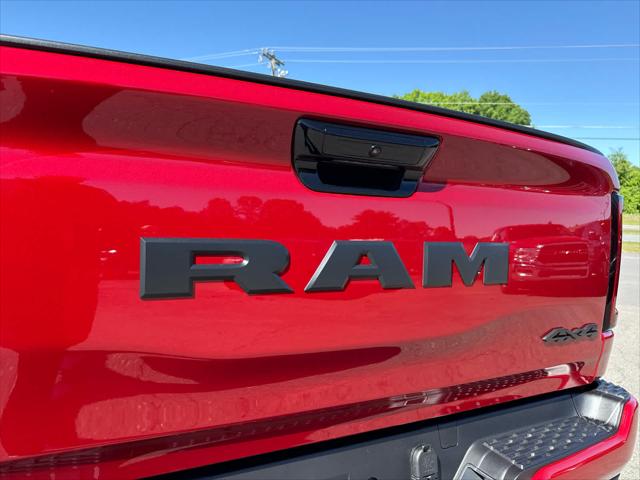 2026 Ram 1500 Express Crew Cab 4x4 5'7" Box