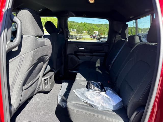 2026 Ram 1500 Express Crew Cab 4x4 5'7" Box